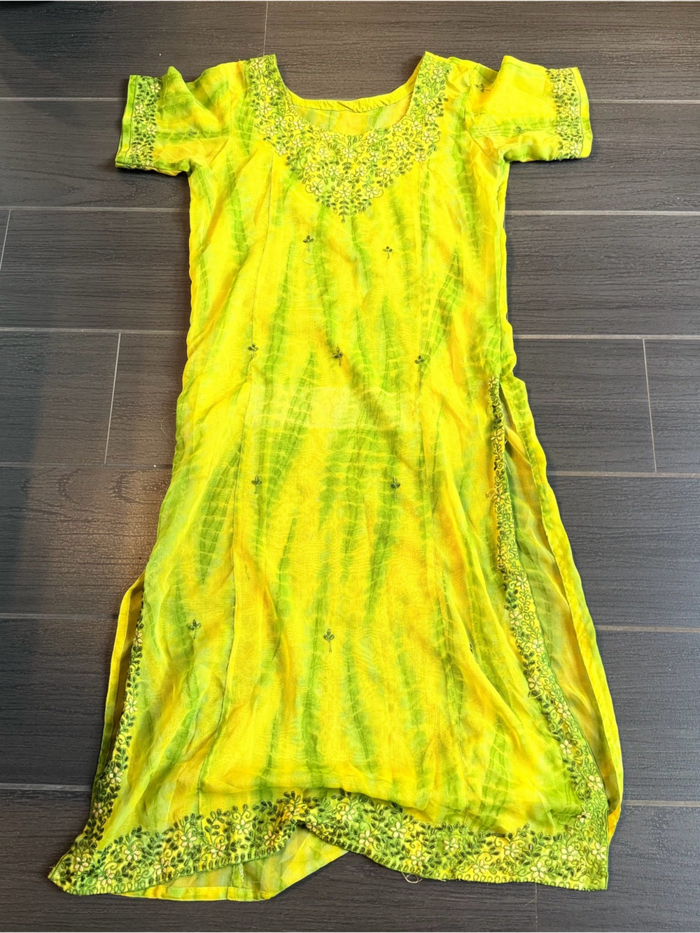 Green Embroidered Women’s Tunic Top